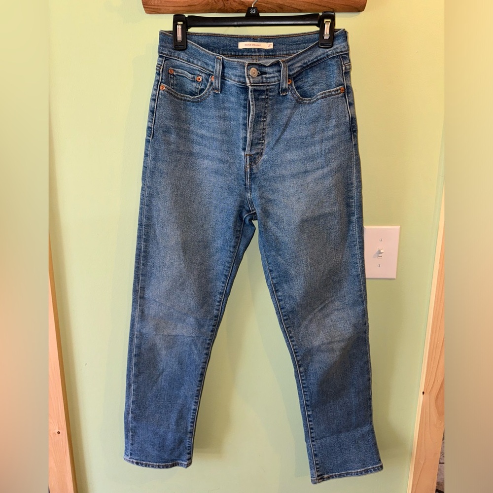 Levi’s Wedgie Straight Jeans